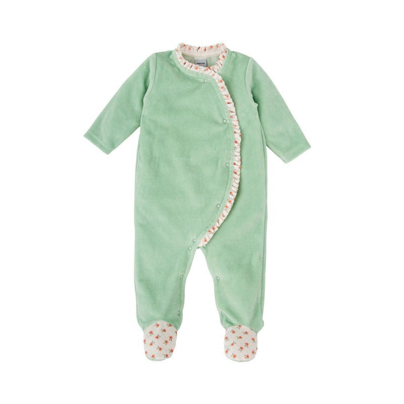 MAMELUCO VELOUR VERDE CON VOLANTES Y ESTAMPADO FLORAL "CAMINO"