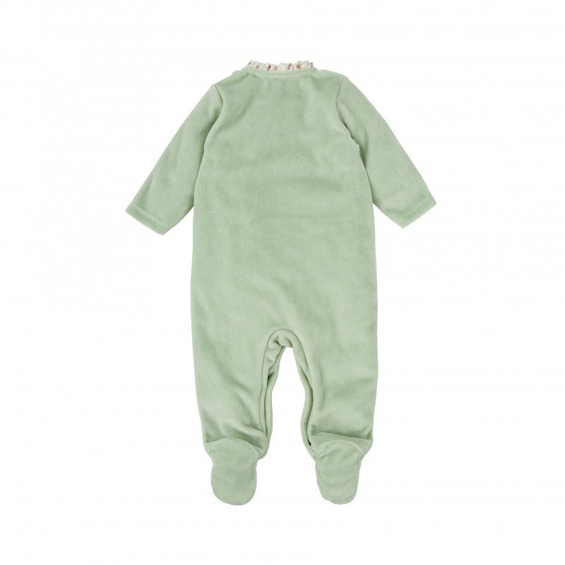 MAMELUCO VELOUR VERDE CON VOLANTES Y ESTAMPADO FLORAL "CAMINO"